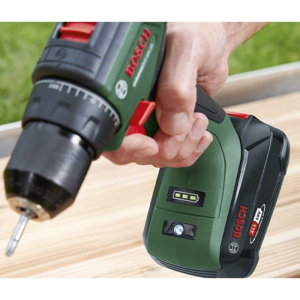 Аккумуляторная дрель-шуруповерт Bosch UniversalDrill 18V-60 06039D7000 фото