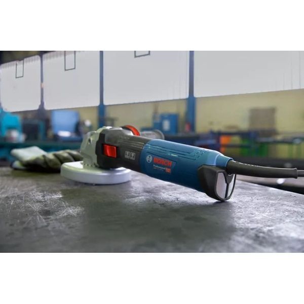 Кутова шліфмашина Bosch GWS 17-125 Professional 06017D0200 фото