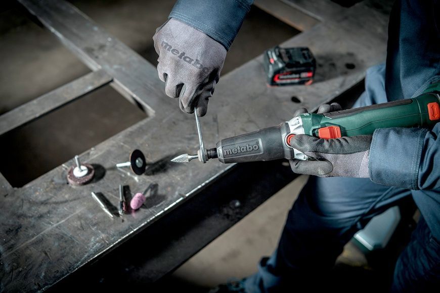 Аккумуляторная прямошлифовальная машина Metabo GVB 18 LTX BL 11-28 600826840 фото