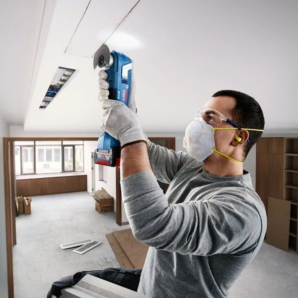Аккумуляторный многофункциональный инструмент Bosch GOP 185 Professional, без ак 06018G2020 фото