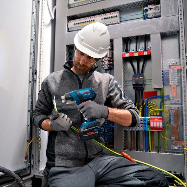 Аккумуляторный технический фен Bosch GHG 18B-50 Professional, без акб, с 2 насадками в картоне 06012A6500 фото